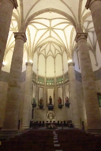 Interior del templo